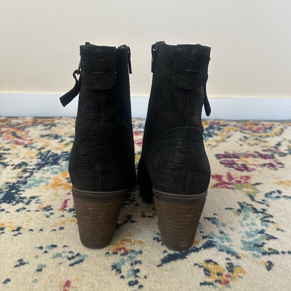 Taos Shaka Leather Ankle Heel Bootie Black Womens Size 37 US 6 6.5 Boho Zipper - Picture 3 of 11